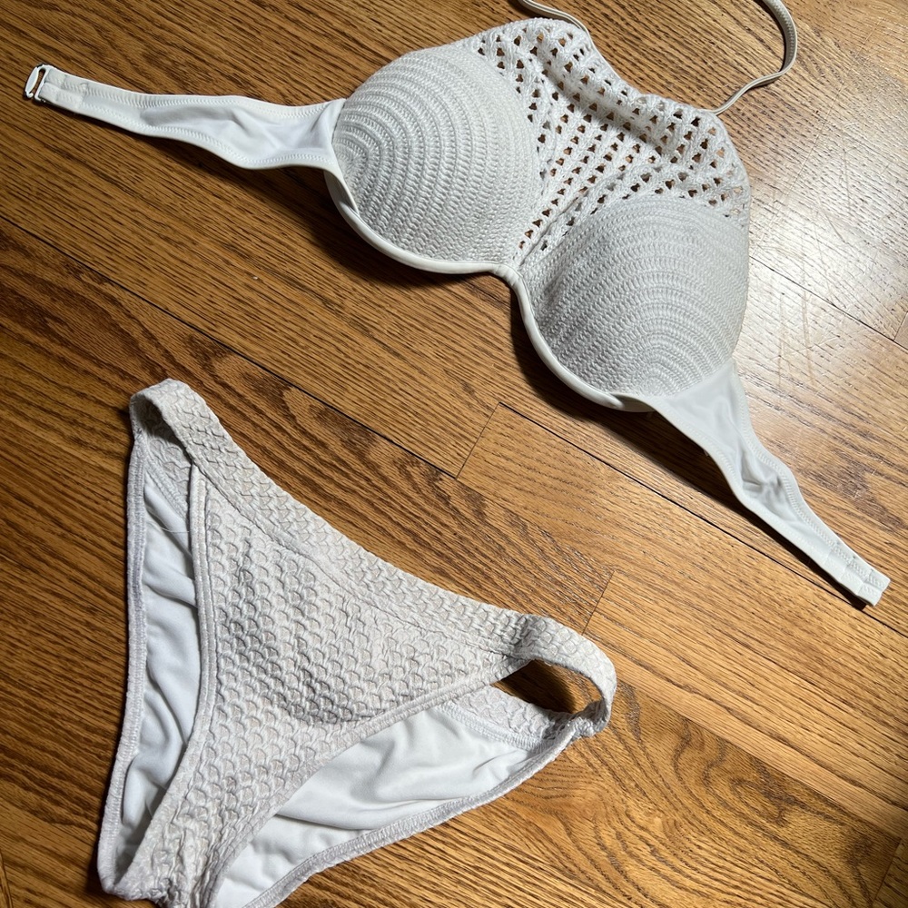 White knit Shade & Shore bikini
